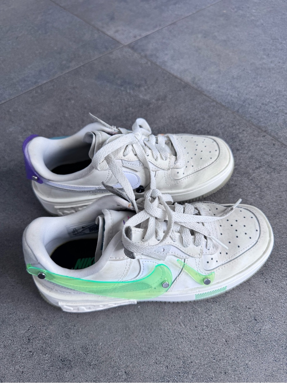 Nike White Sneakers - Size 5.5 with customizable Nike Swoosh attachments
